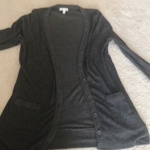 Long sleeve grey sweater